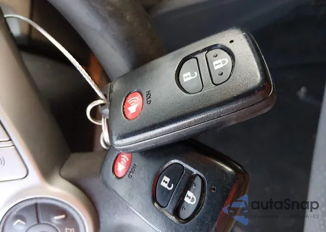 2012 Toyota Prius V Three from USA, damaged, VIN JTDZN3EU2C3096609